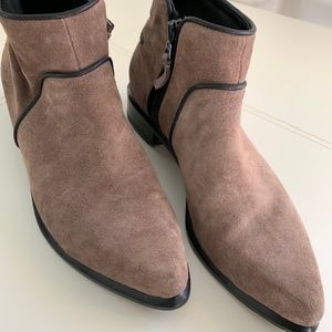 Women's Rag & Bone flat leather booties 37 1/2